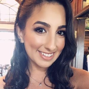 Meet your Posher, Gabrielle